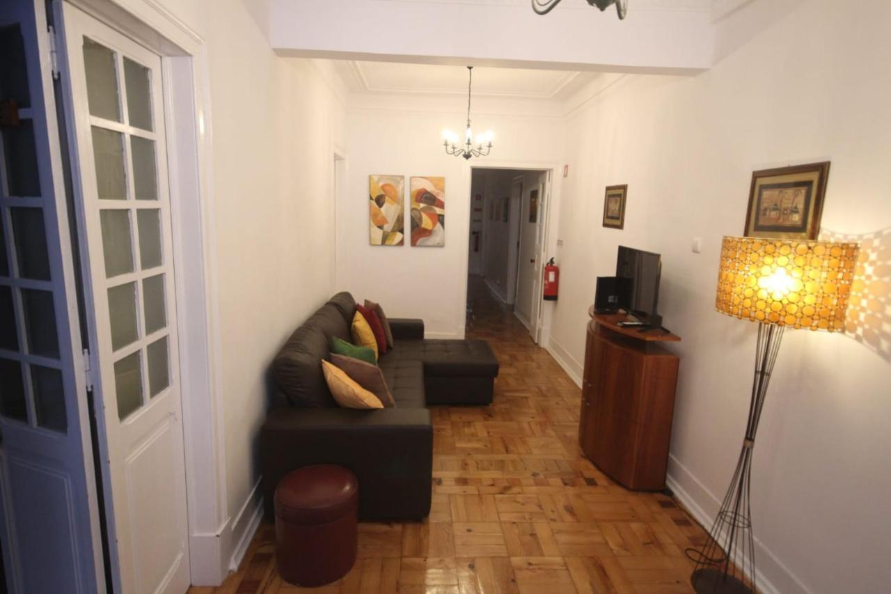 Antique M1 R1 - Amazing Double Room With Shared Bathroom In Marques Pombal Lisboa Exterior foto